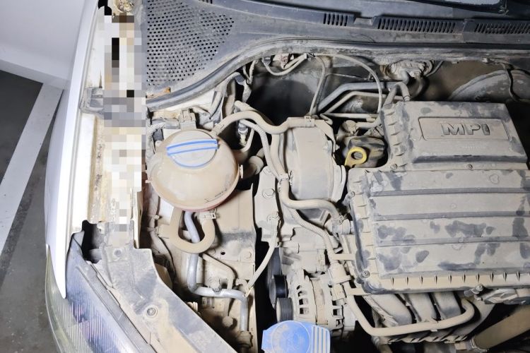 Used Volkswagen Jetta 2013 1.4L Manual Comfort Model Engine Bay Right