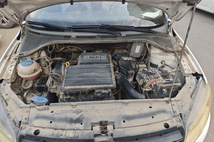 Used Volkswagen Jetta 2013 1.4L Manual Fashion Model Engine Bay
