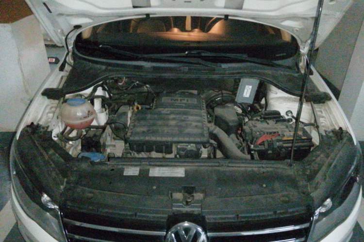 Used Volkswagen Jetta 2013 1.6L Automatic Comfort Model Engine Bay