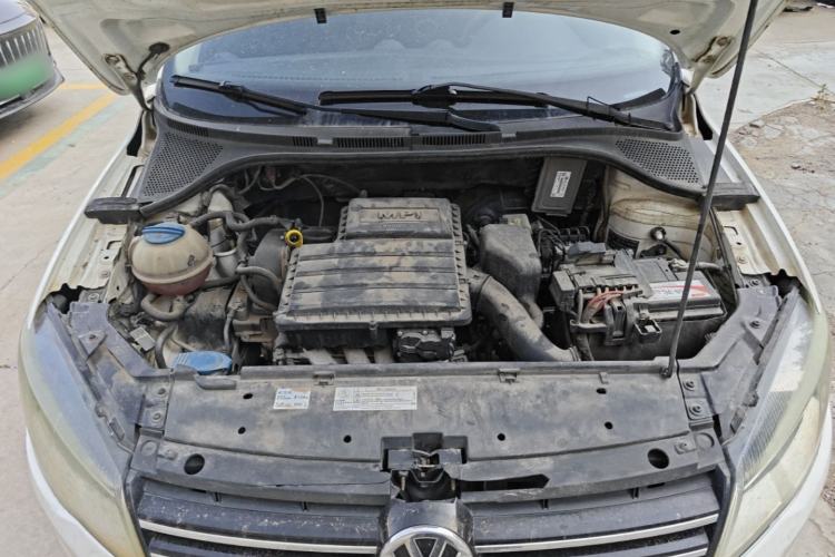 Used Volkswagen Jetta 2013 1.6L Manual Comfort Model Engine Bay