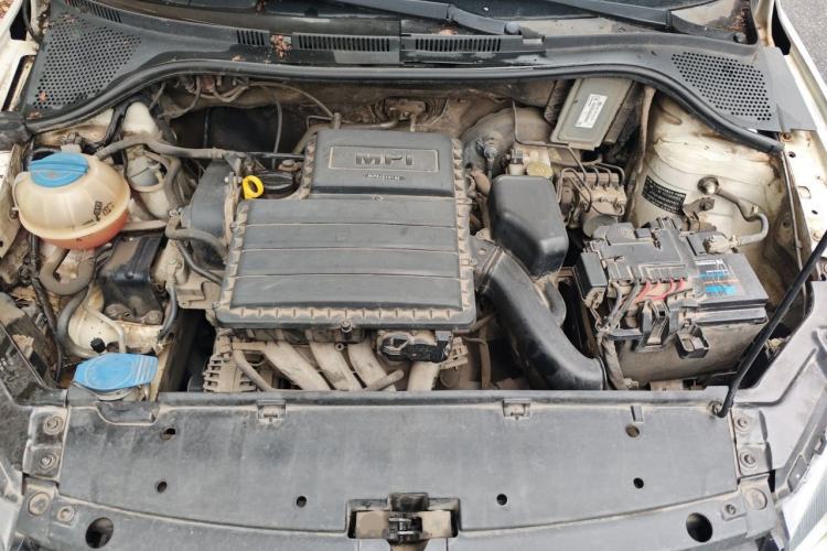 Used Volkswagen Jetta 2013 1.6L Manual Fashion Edition Engine Bay