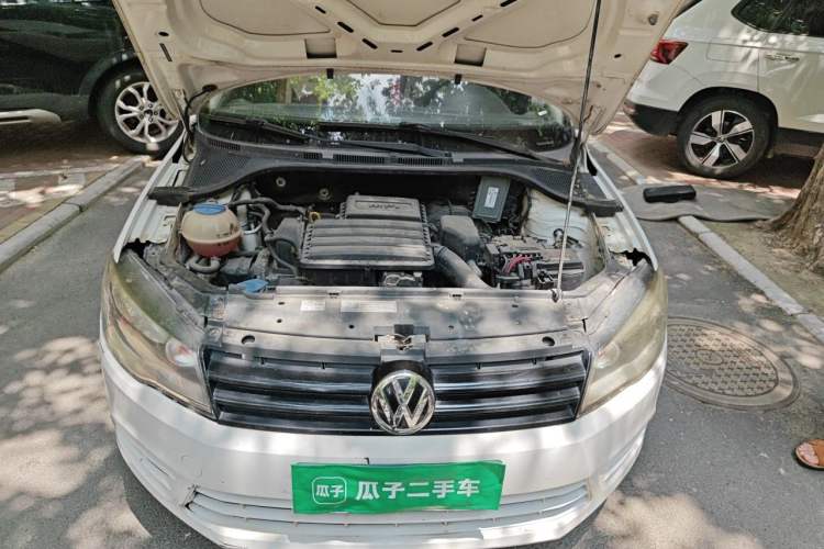Used Volkswagen Jetta 2013 1.6L Manual Fashion Edition Engine Bay