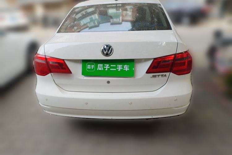 Used Volkswagen Jetta 2013 1.6L Manual Comfort Model Exterior 4