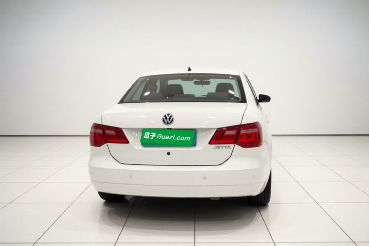 Used Volkswagen Jetta 2013 1.6L Manual Comfort Model Exterior 4