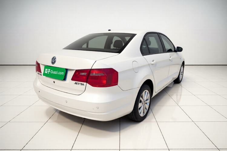 Used Volkswagen Jetta 2013 1.6L Manual Comfort Model Exterior 5