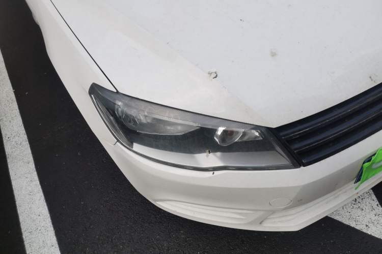 Used Volkswagen Jetta 2013 1.6L Manual Fashion Edition Exterior 6