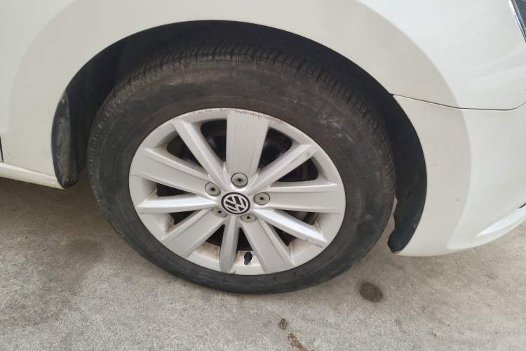 Used Volkswagen Jetta 2013 1.6L Automatic Comfort Model Exterior 7