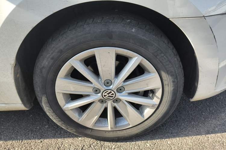Used Volkswagen Jetta 2013 1.6L Manual Comfort Model Exterior 7