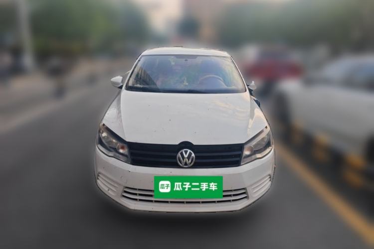 Used Volkswagen Jetta 2013 1.6L Manual Fashion Edition Front