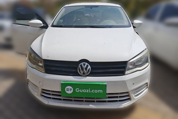 Used Volkswagen Jetta 2013 1.4L Manual Fashion Model Front
