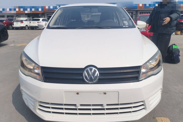 Used Volkswagen Jetta 2013 1.6L Manual Fashion Edition Front