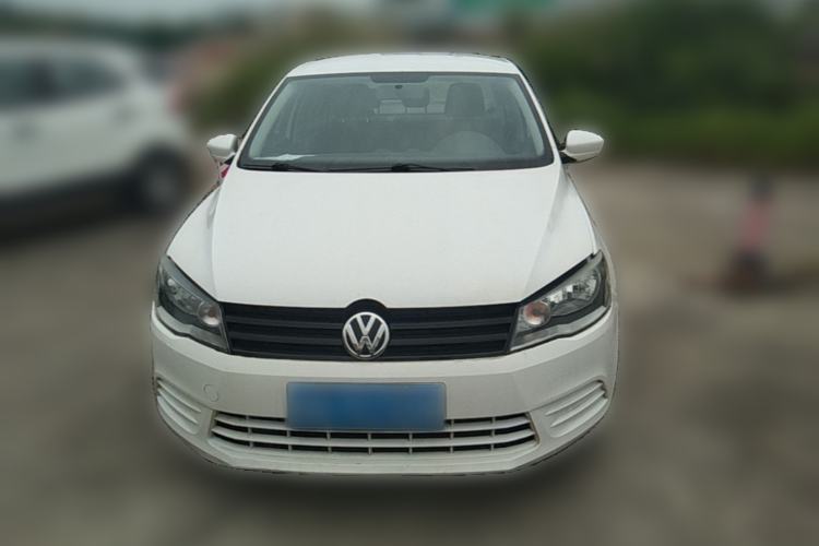 Used Volkswagen Jetta 2013 1.6L Manual Fashion Edition Front