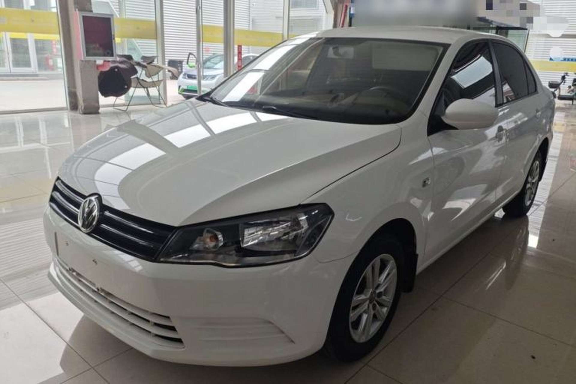 Used Volkswagen Jetta 2013 1.6L Automatic Fashion Model Front Left 45 Deg