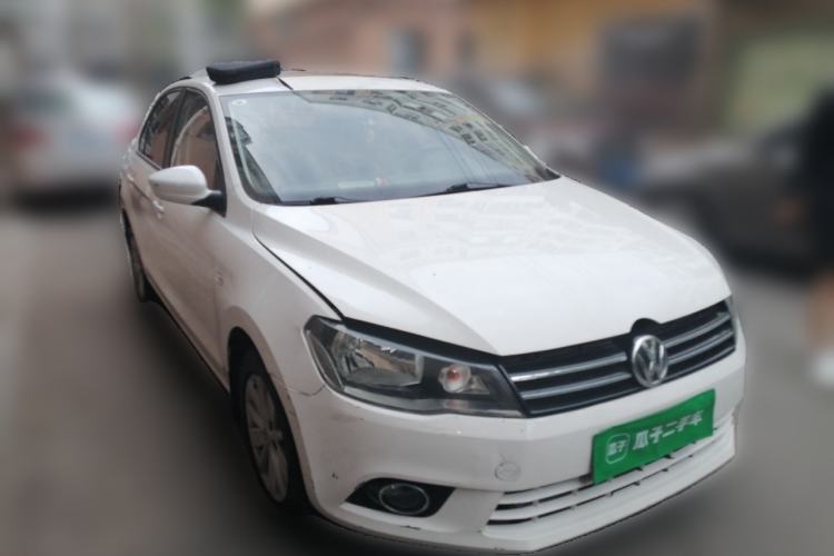 Used Volkswagen Jetta 2013 1.6L Automatic Comfort Model Front Right 45 Deg