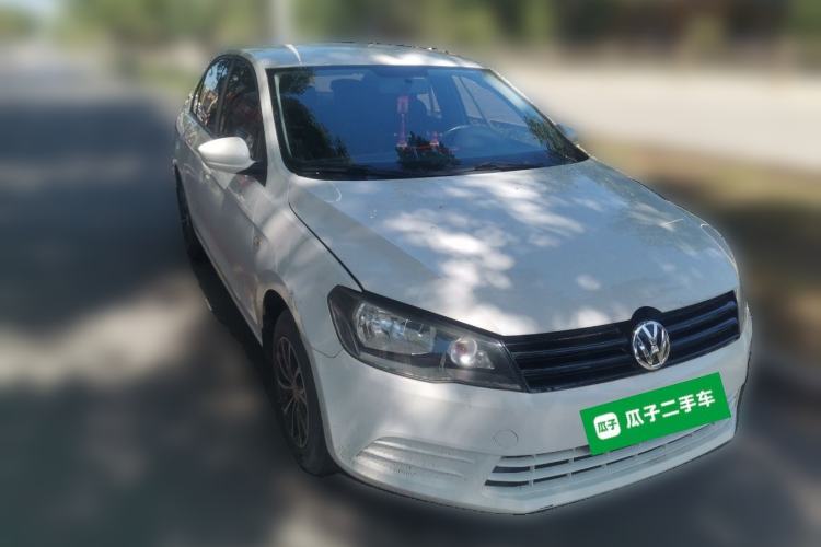 Used Volkswagen Jetta 2013 1.6L Automatic Fashion Model Front Right 45 Deg
