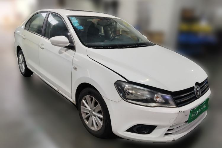 Used Volkswagen Jetta 2013 1.6L Manual Comfort Model Front Right 45 Deg