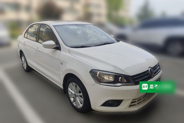 Used Volkswagen Jetta 2013 1.6L Automatic Comfort Model Front Right 45 Deg
