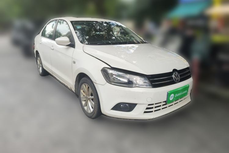 Used Volkswagen Jetta 2013 1.6L Manual Comfort Model Front Right 45 Deg