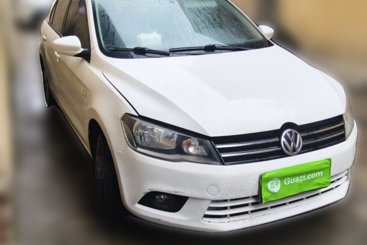 Used Volkswagen Jetta 2013 1.4L Manual Comfort Model Front Right 45 Deg