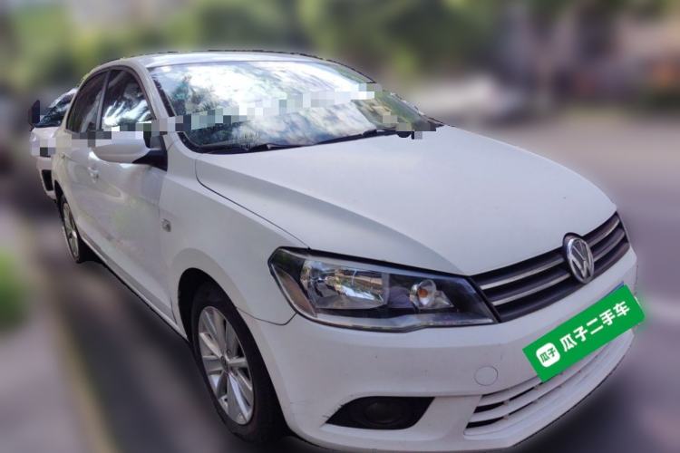 Used Volkswagen Jetta 2013 1.6L Manual Comfort Model Front Right 45 Deg