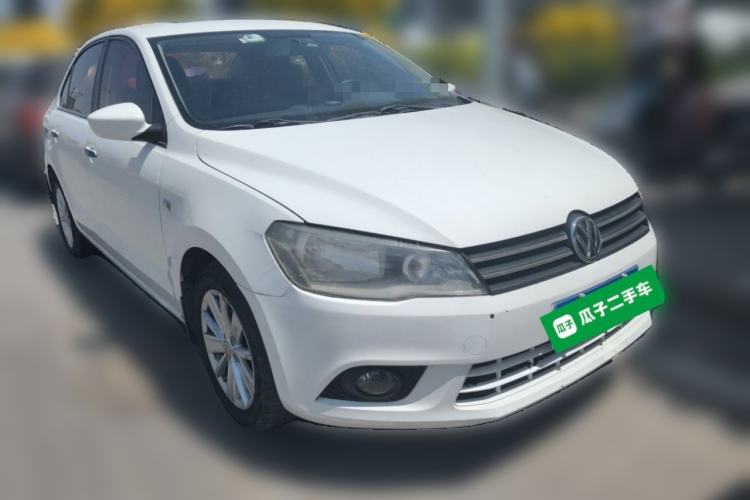 Used Volkswagen Jetta 2013 1.4L Manual Comfort Model Front Right 45 Deg