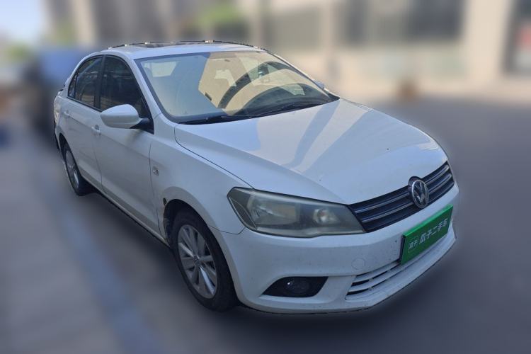 Used Volkswagen Jetta 2013 1.6L Automatic Comfort Model Front Right 45 Deg