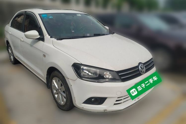 Used Volkswagen Jetta 2013 1.6L Manual Comfort Model Front Right 45 Deg