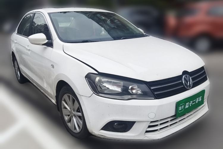 Used Volkswagen Jetta 2013 1.6L Manual Comfort Model Front Right 45 Deg