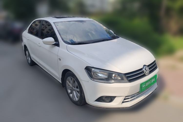 Used Volkswagen Jetta 2013 1.6L Automatic Luxury Model Front Right 45 Deg