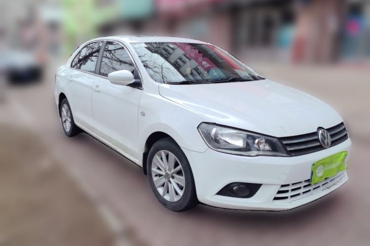 Used Volkswagen Jetta 2013 1.6L Manual Comfort Model Front Right 45 Deg