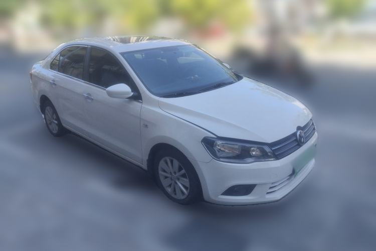 Used Volkswagen Jetta 2013 1.6L Automatic Comfort Model Front Right 45 Deg