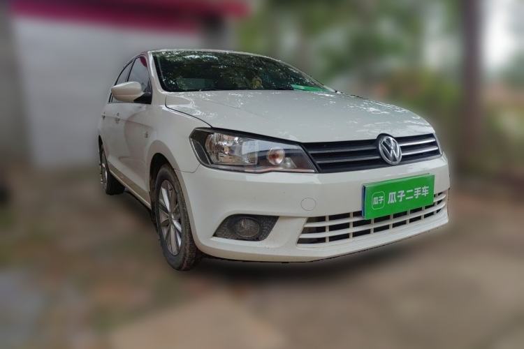 Used Volkswagen Jetta 2013 1.6L Manual Comfort Model Front Right 45 Deg