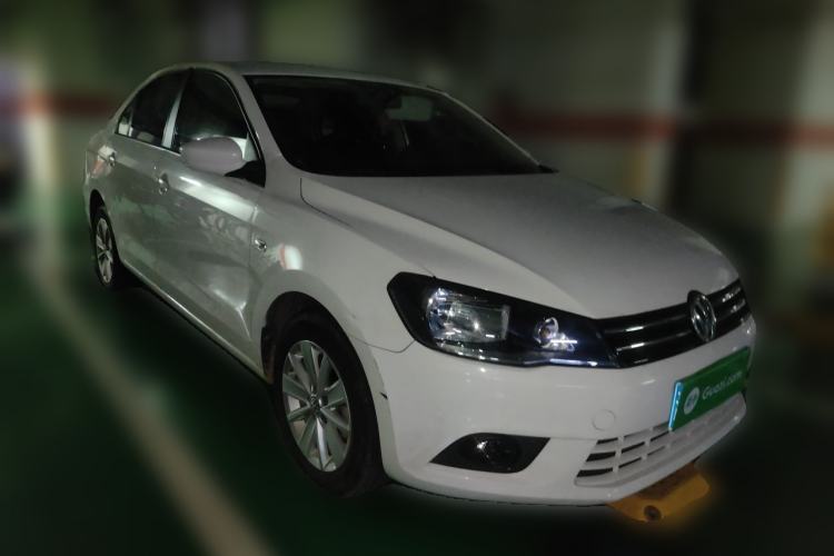 Used Volkswagen Jetta 2013 1.6L Automatic Comfort Model Front Right 45 Deg