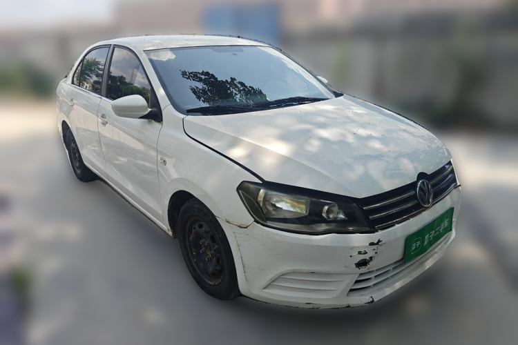 Used Volkswagen Jetta 2013 1.4L Manual Fashion Model Front Right 45 Deg