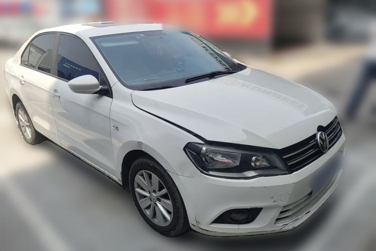 Used Volkswagen Jetta 2013 1.6L Manual Comfort Model Front Right 45 Deg