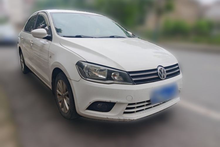 Used Volkswagen Jetta 2013 1.6L Manual Comfort Model Front Right 45 Deg