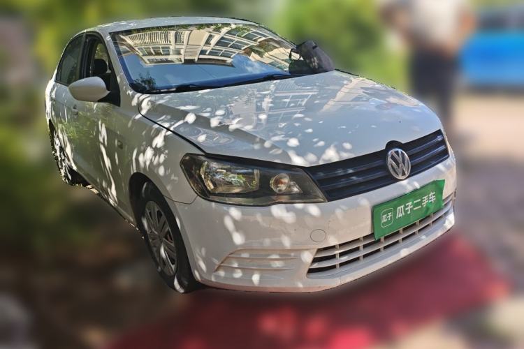 Used Volkswagen Jetta 2013 1.4L Manual Fashion Model Front Right 45 Deg