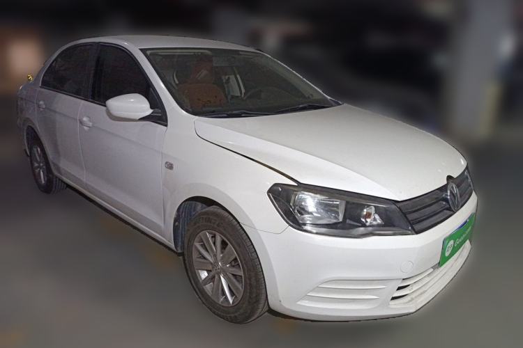 Used Volkswagen Jetta 2013 1.4L Manual Fashion Model Front Right 45 Deg