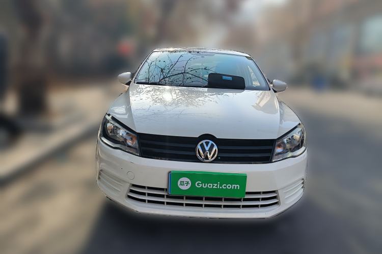 Used Volkswagen Jetta 2013 1.6L Manual Fashion Edition Front