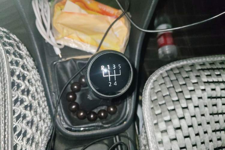 Used Volkswagen Jetta 2013 1.4L Manual Comfort Model Gear Lever