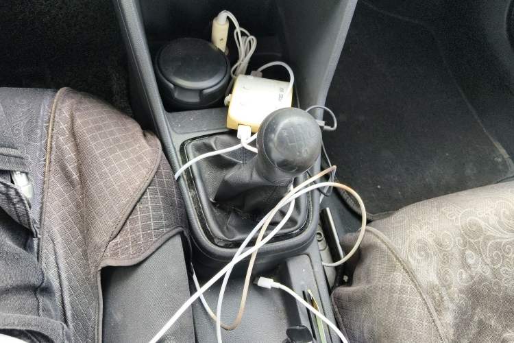 Used Volkswagen Jetta 2013 1.6L Manual Fashion Edition Gear Lever