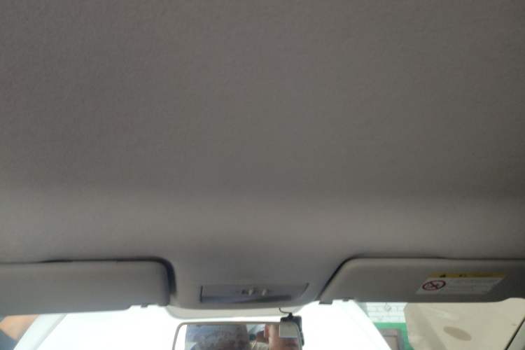 Used Volkswagen Jetta 2013 1.6L Manual Fashion Edition Headliner