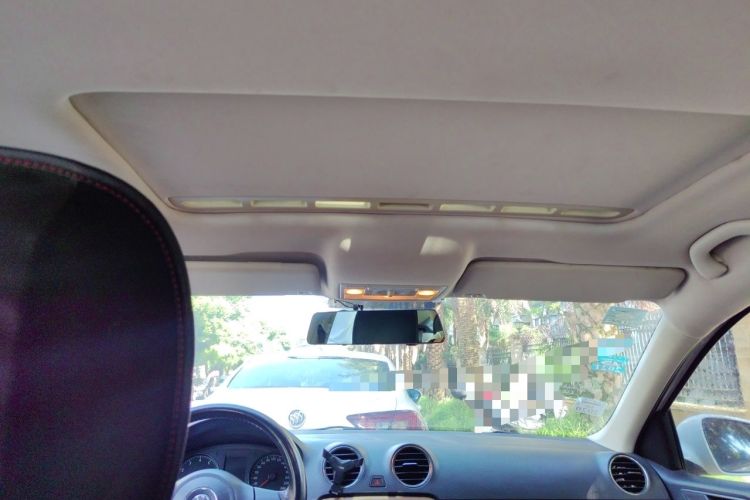 Used Volkswagen Jetta 2013 1.6L Manual Comfort Model Headliner