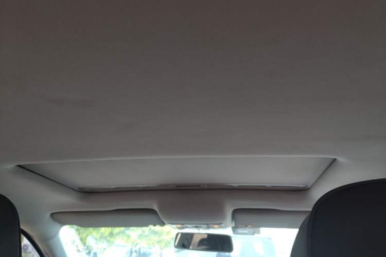 Used Volkswagen Jetta 2013 1.4L Manual Comfort Model Headliner