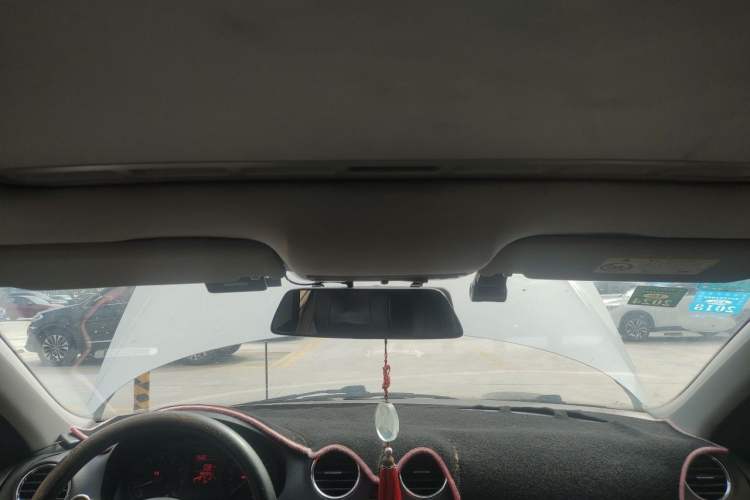Used Volkswagen Jetta 2013 1.6L Manual Comfort Model Headliner