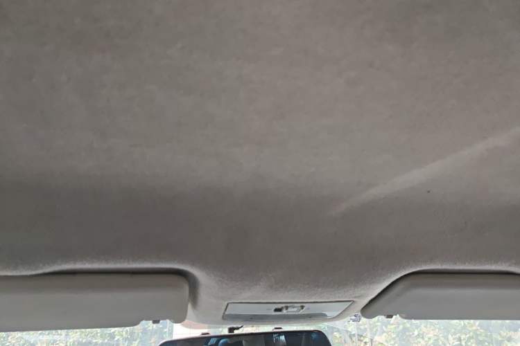 Used Volkswagen Jetta 2013 1.4L Manual Fashion Model Headliner