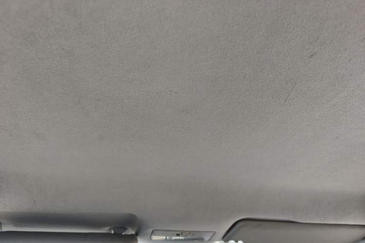 Used Volkswagen Jetta 2013 1.4L Manual Fashion Model Headliner