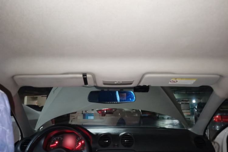 Used Volkswagen Jetta 2013 1.4L Manual Fashion Model Headliner