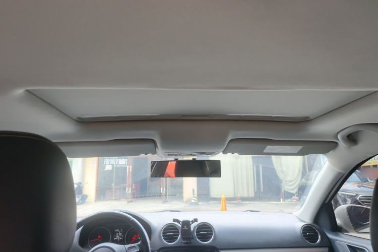 Used Volkswagen Jetta 2013 1.6L Automatic Luxury Model Headliner