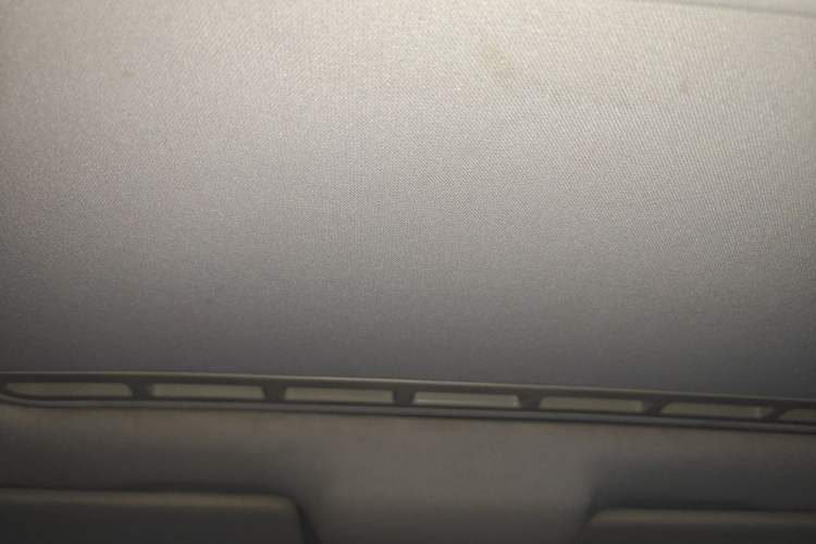 Used Volkswagen Jetta 2013 1.6L Automatic Luxury Model Headliner